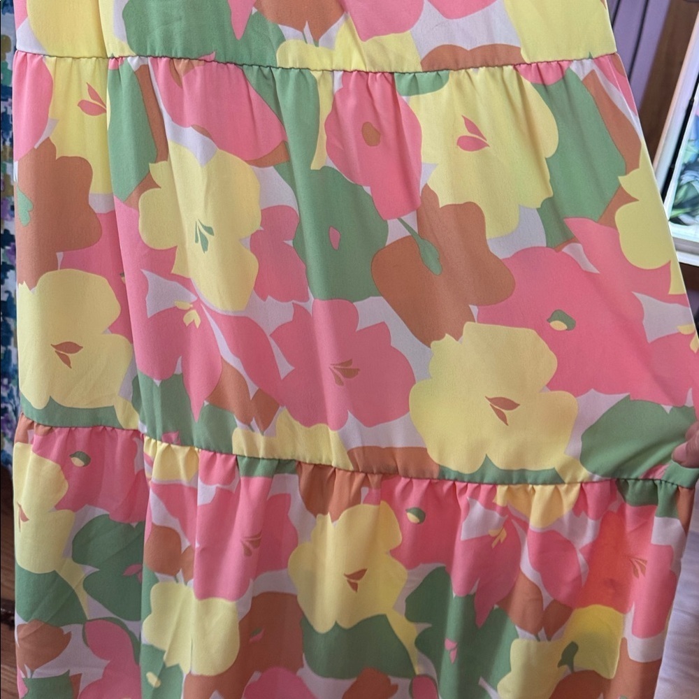 social standard by sanctuary 
Floral Smocked High-Low Maxi Dress -Large tropical - Picture 5 of 6